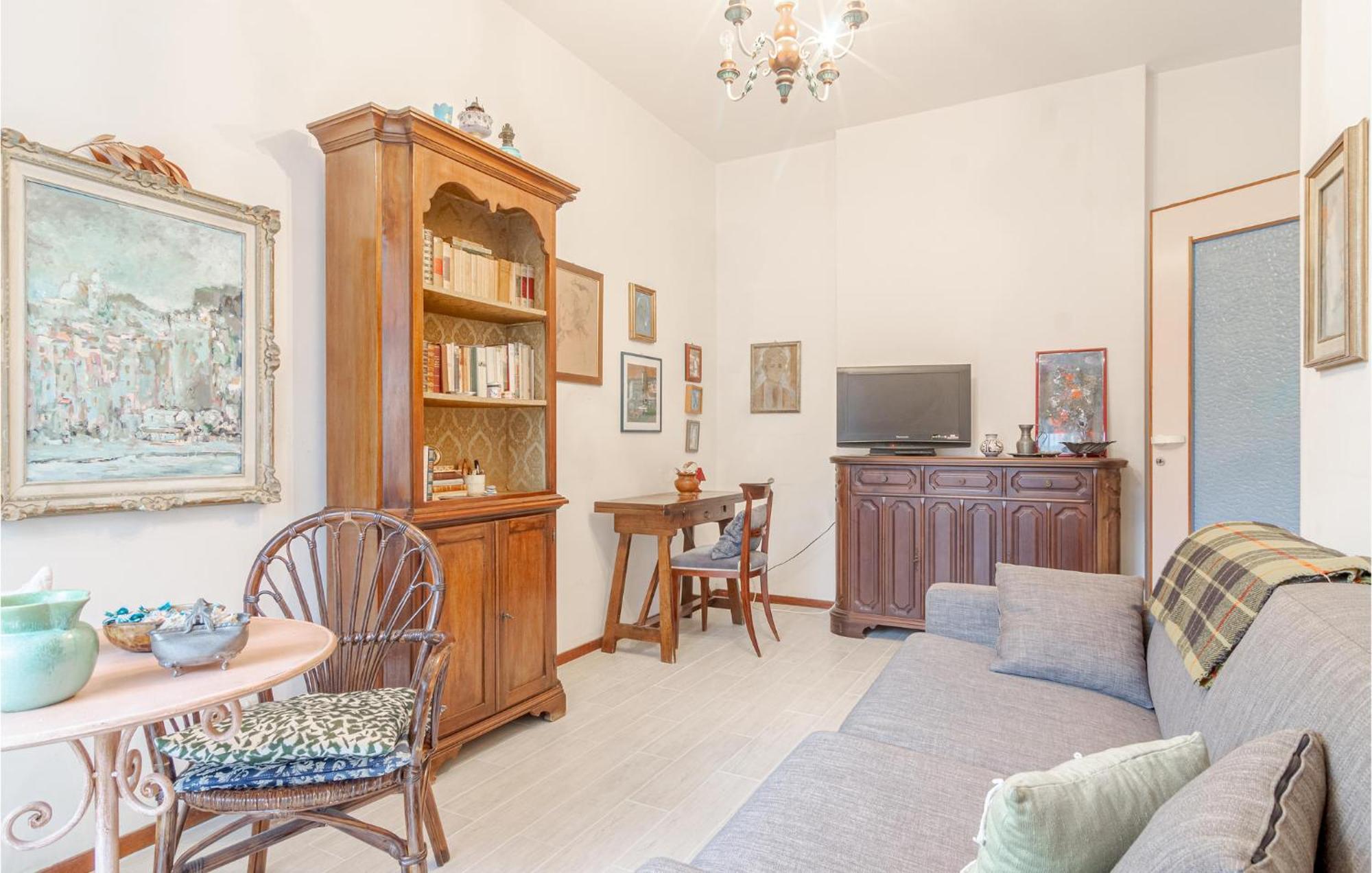 1 Bedroom Lovely Apartment In Rapallo Extérieur photo